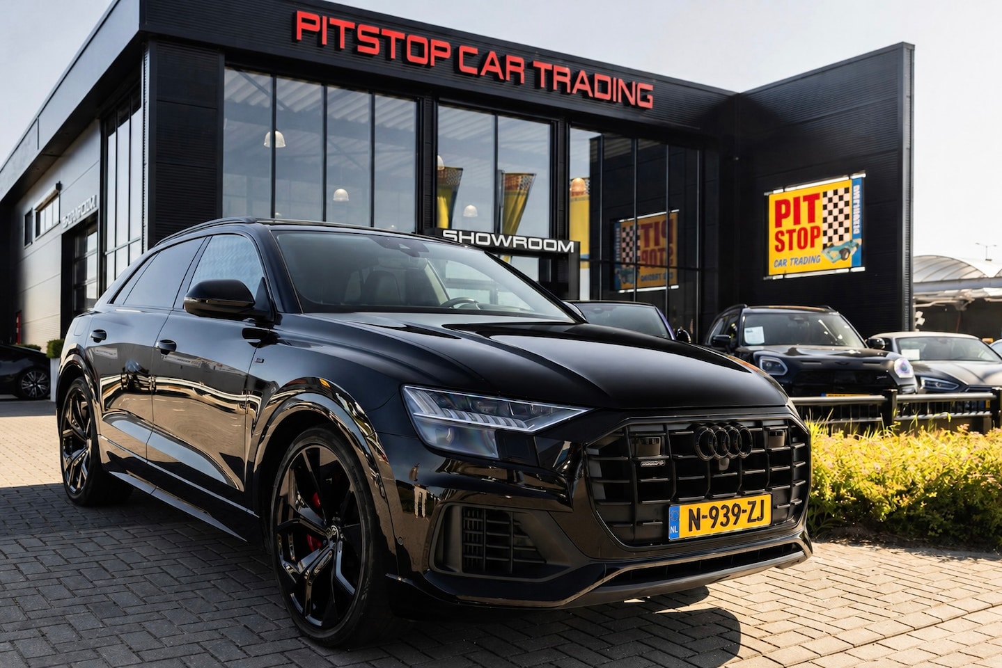 Audi Q8 - 55 TFSI e quattro S-Line, Massage, Pano, 22inch, Trekhaak! - AutoWereld.nl