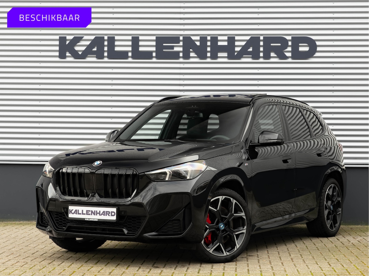 BMW X1 - sDrive18i M-Sport Pro - 20 inch - Pano - Memory - Trekhaak - Head-up - AutoWereld.nl