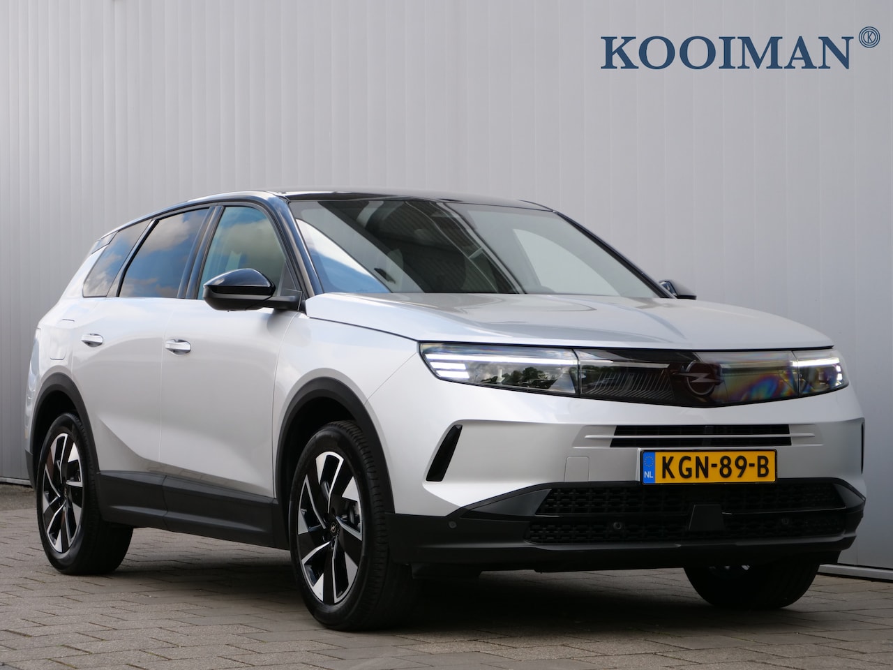 Opel Grandland - 1.2 Turbo Hybrid GS 136 Pk Automaat Navi / DAB / Apple Carplay / Camera / Winterpakket - AutoWereld.nl