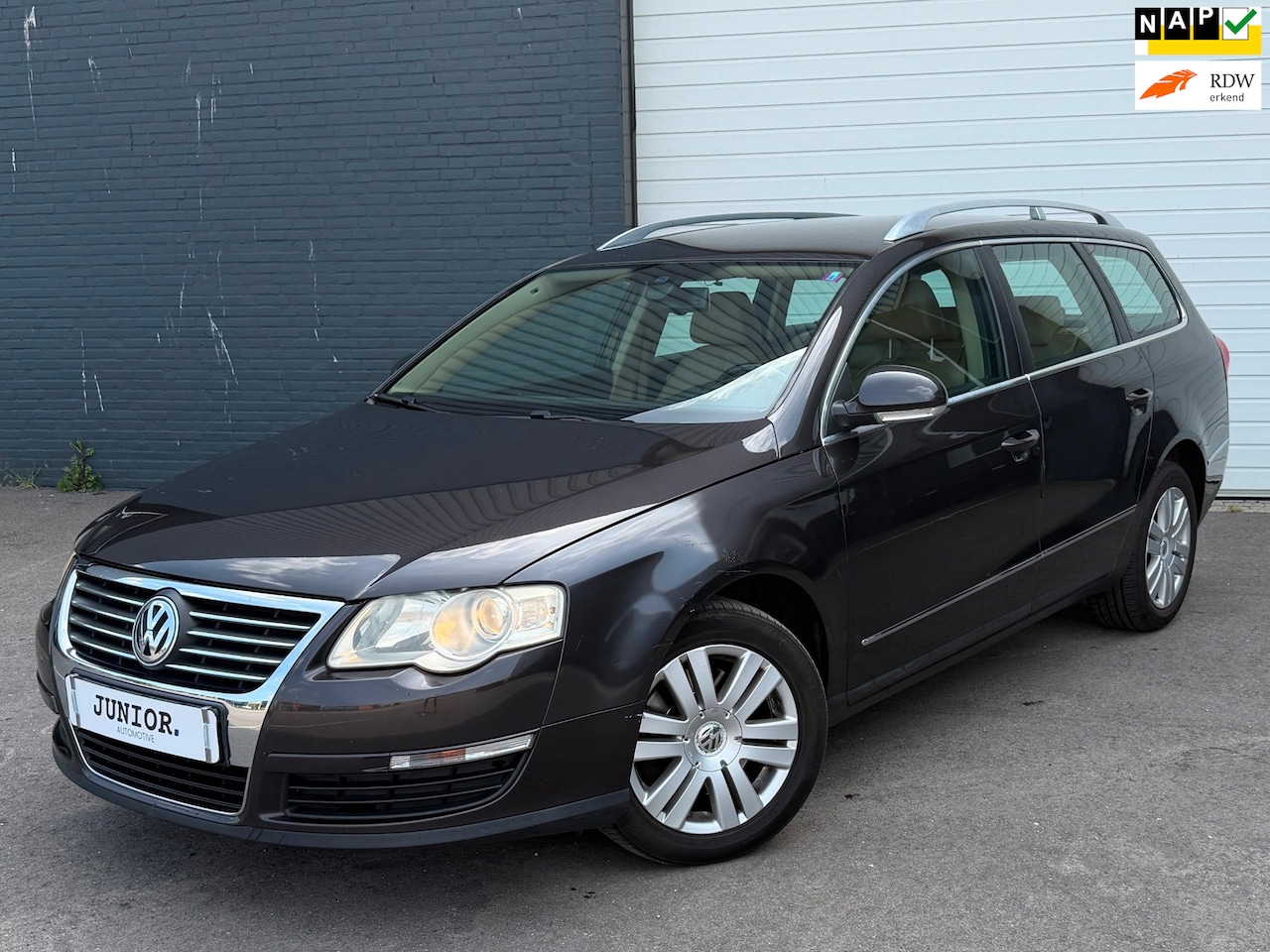 Volkswagen Passat Variant - 2.0 TFSI Highline AUTOMAAT/NWEAPK/STOELVERWARMING/CRUISE/CLIMA - AutoWereld.nl