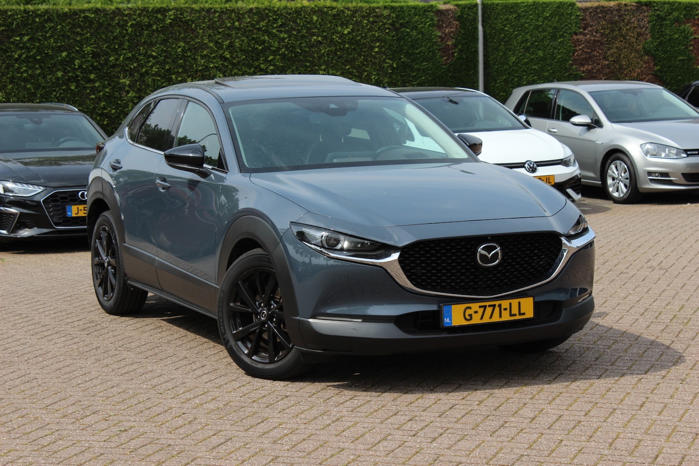 Mazda CX-30 - 2.0 e-SkyActiv-X M Hybrid Luxury / NL Auto! / Full option! / Trekhaak / Schuifdak / 360Cam - AutoWereld.nl