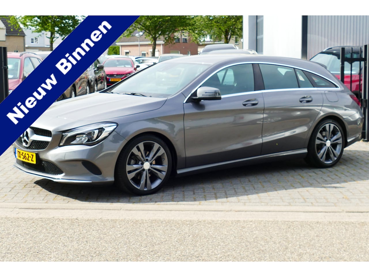 Mercedes-Benz CLA-klasse Shooting Brake - 180 Business Solution Plus Upgrade Edition. Half Leer, StoelVerw, Navi, Led, 18"LMV - AutoWereld.nl