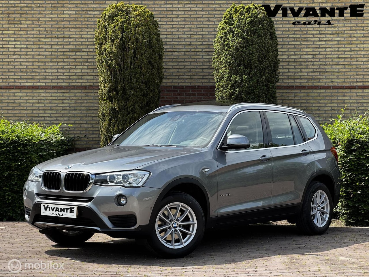 BMW X3 - xDrive20i High Executive Dealer O.H.*Pano*Head-Up*Camera - AutoWereld.nl