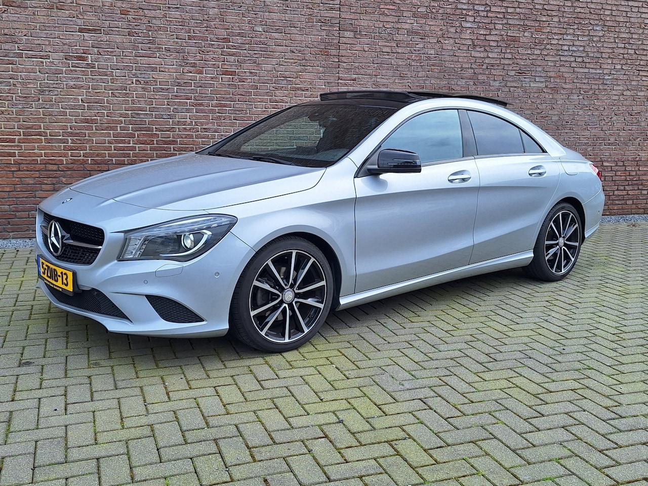 Mercedes-Benz CLA-Klasse - 180 Ambition 180 Ambition - AutoWereld.nl