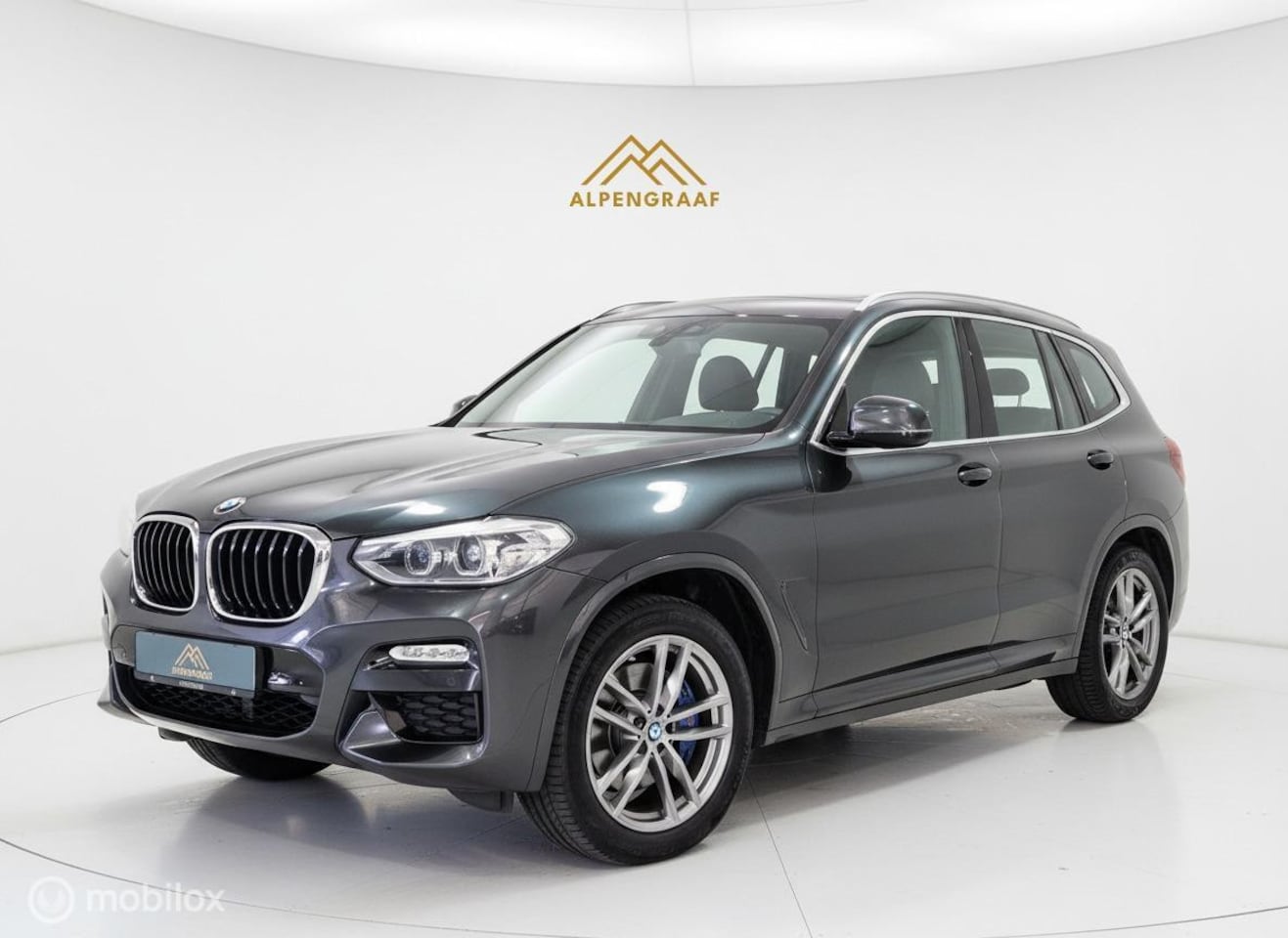 BMW X3 - xDrive30i M-Sport 252pk Dealeronderhouden. - AutoWereld.nl