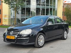 Volkswagen Jetta - 1.6 FSI Comfortline