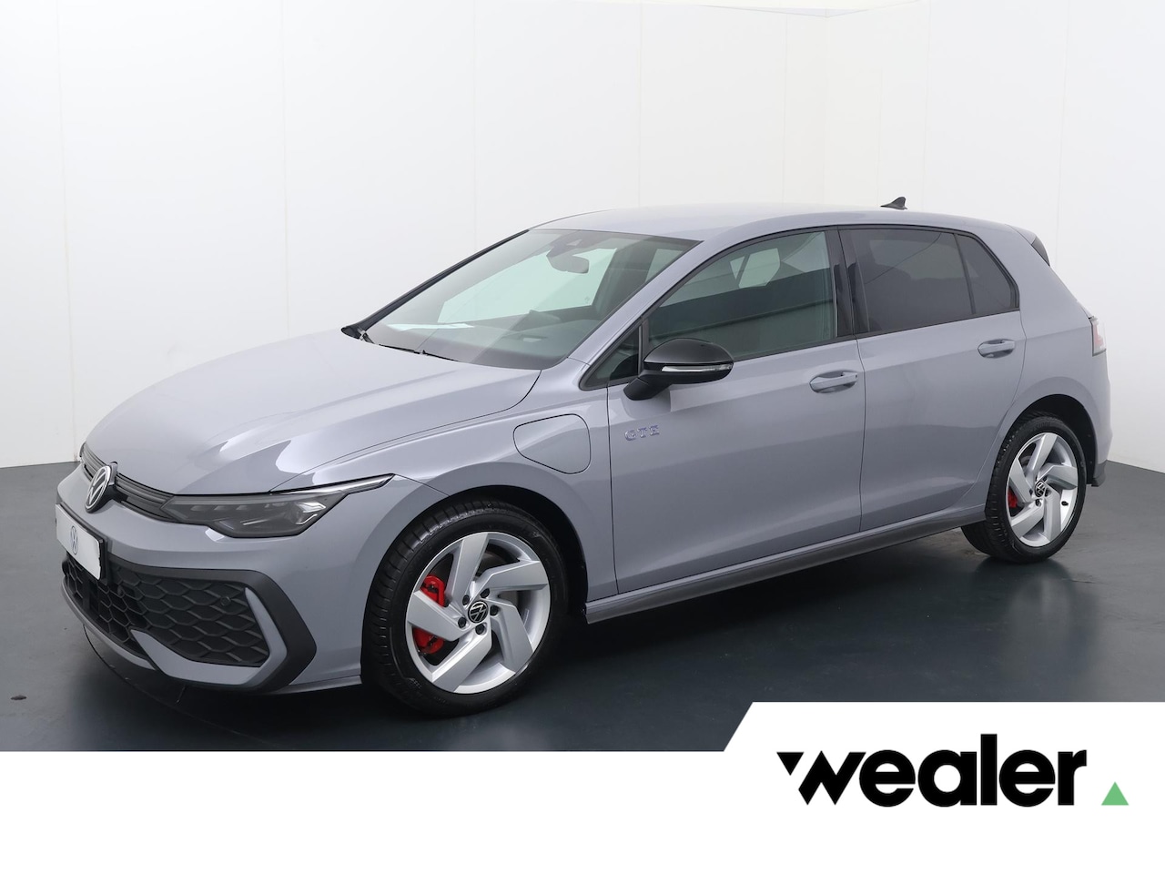 Volkswagen Golf - 1.5 eHybrid GTE | 272 PK | SoH 97% | Head-up display | Adaptive cruise control | Climate - AutoWereld.nl