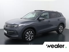 Volkswagen Tiguan - 1.5 eHybrid Life Edition | 204 PK | SoH 98% | Trekhaak | Panoramadak | Adaptive cruise con