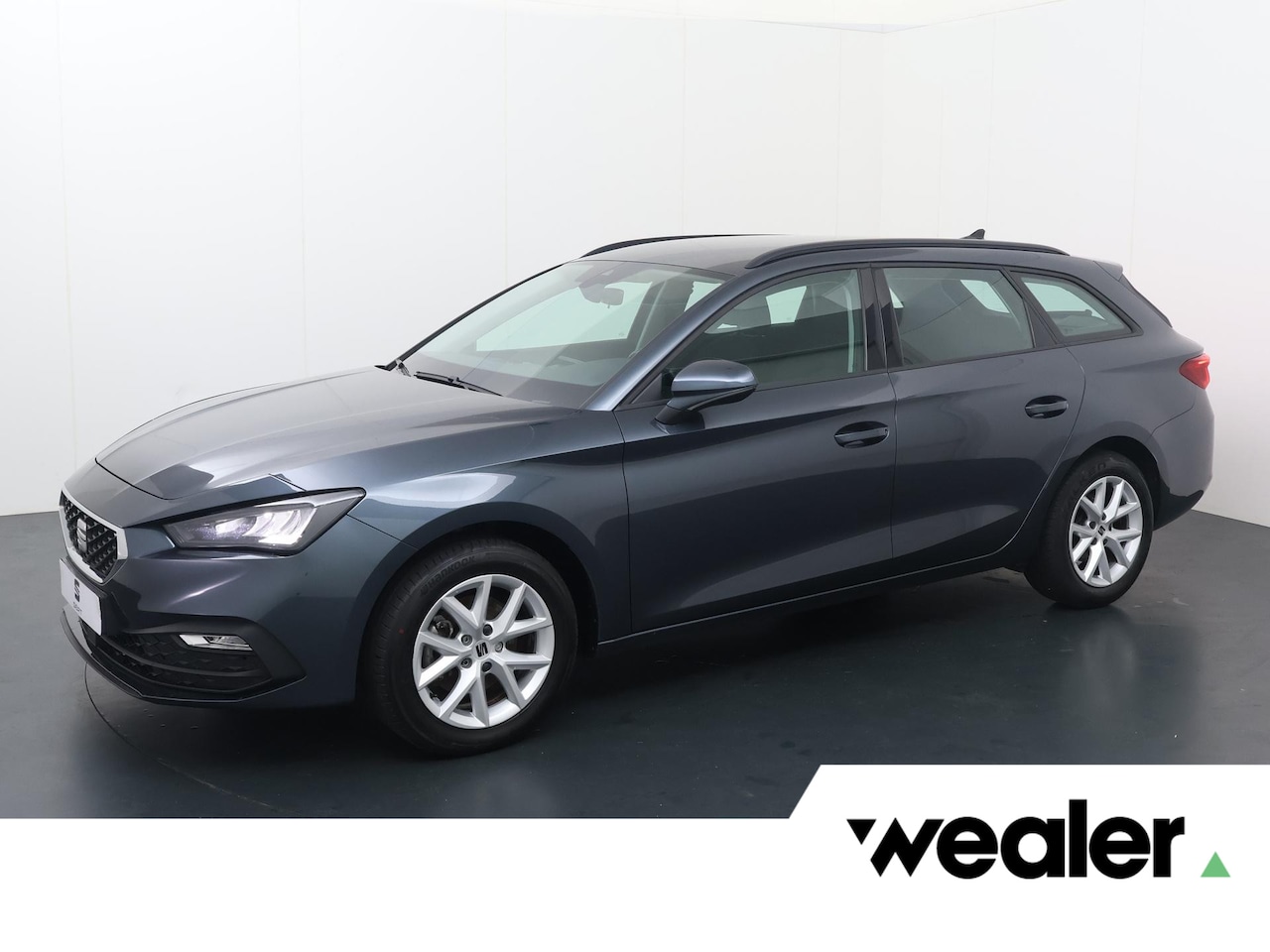 SEAT Leon Sportstourer - 1.0 TSI Reference | 90 PK | Cruise control | Led verlichting | Climate control | Apple Car - AutoWereld.nl