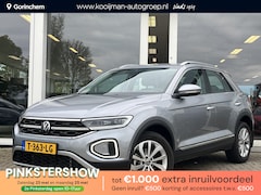 Volkswagen T-Roc - 1.5 TSI Style | NL Auto | Eerste eigenaar | Lage KM | Trekhaak