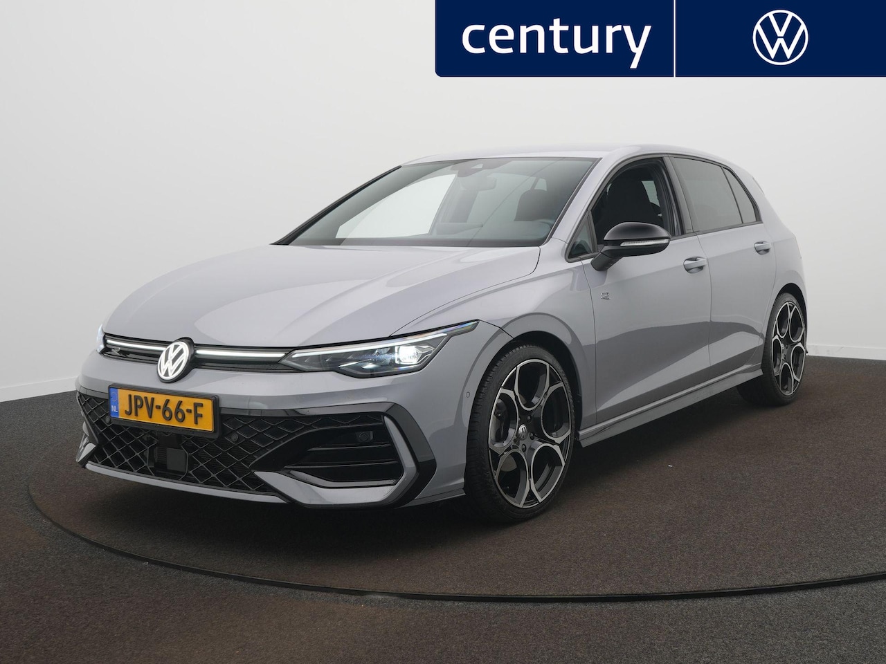 Volkswagen Golf - 1.5 eTSI R-Line Edition DSG / Sfeerverlichting / Camera - AutoWereld.nl