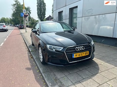 Audi A3 Sportback - 1.6 TDI DSG 5D PDC Xenon