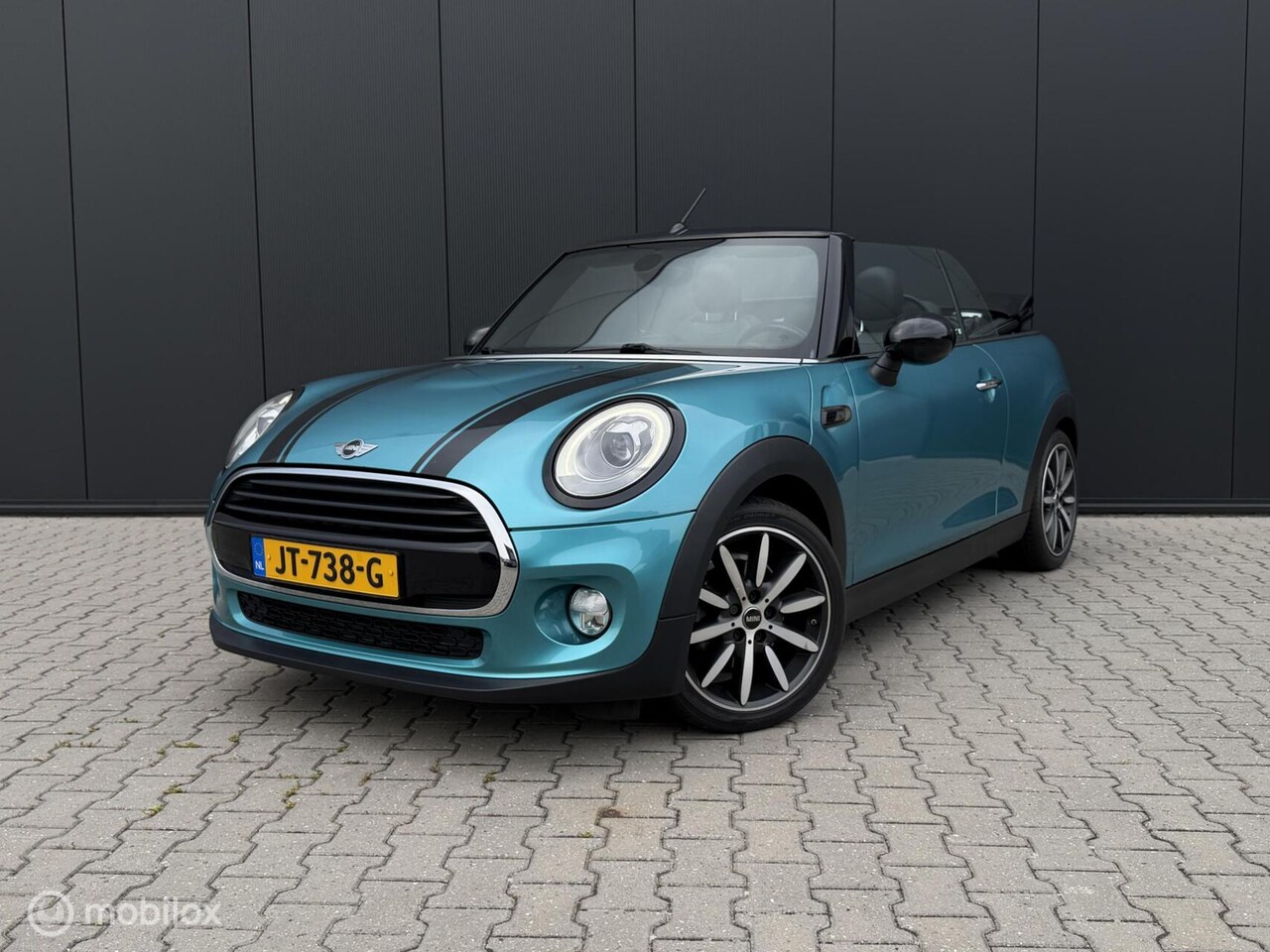 MINI Cabrio - 1.5 Cooper Chili - AutoWereld.nl