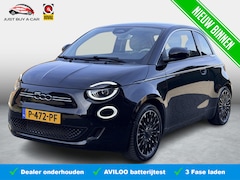 Fiat 500 - La Prima 42 kWh Black Package SoH 92, 2% / Panorama dak / Leder / 3 Fase / Stoelverwarming