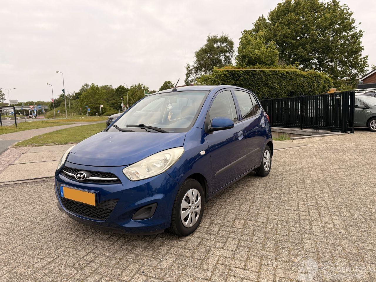Hyundai i10 - I-10 1.1 iDrive cool ! 17.290 KM !! - AutoWereld.nl
