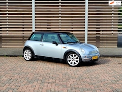 MINI 3-Deurs - 1.6 Cooper Chili / Airco / Stoelverwarming / Nieuwe Apk