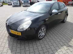 Alfa Romeo Giulietta - 1.4 T Distinctive BESCHRIJVING LEZEN