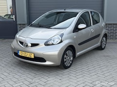 Toyota Aygo - 1.0-12V Sport/ O. HISTORIE/ AIRCO/ 5 DEURS/ APK