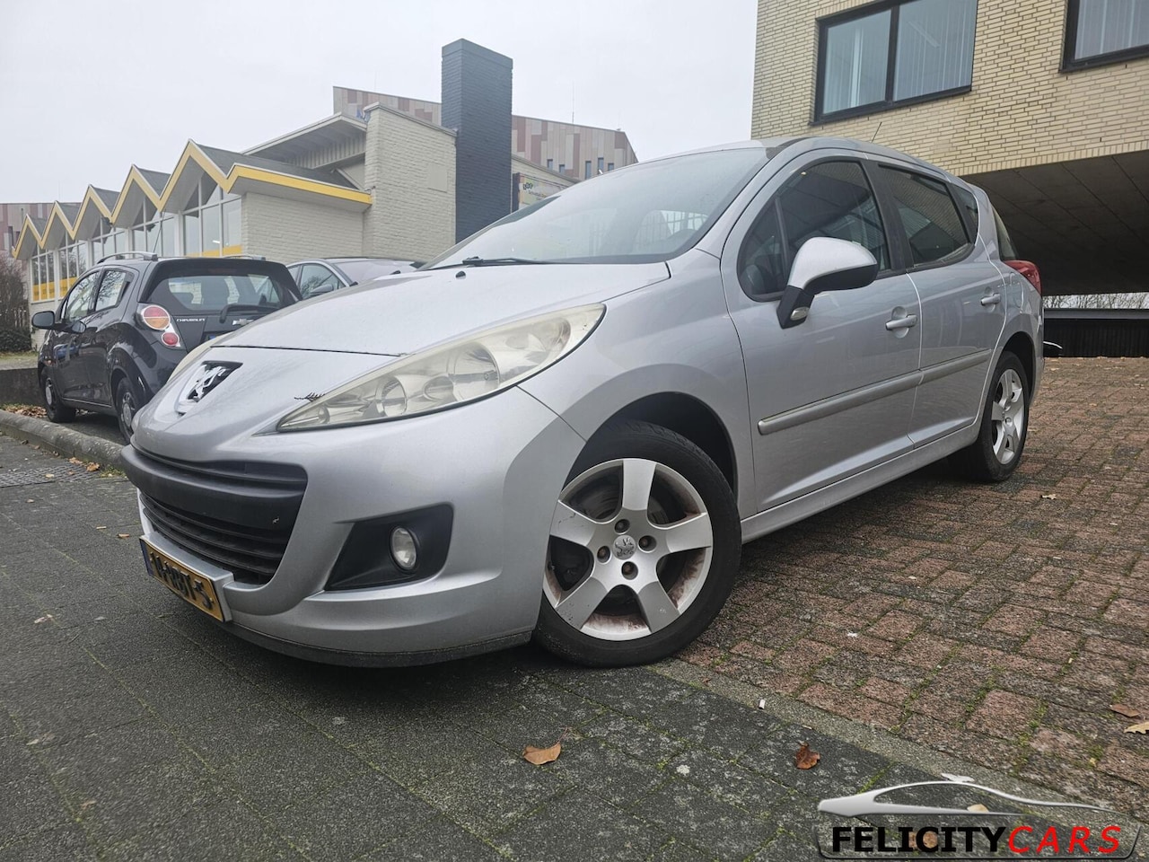 Peugeot 207 SW - 1.4 VTi Blue Lease 1.4 VTi Blue Lease - AutoWereld.nl