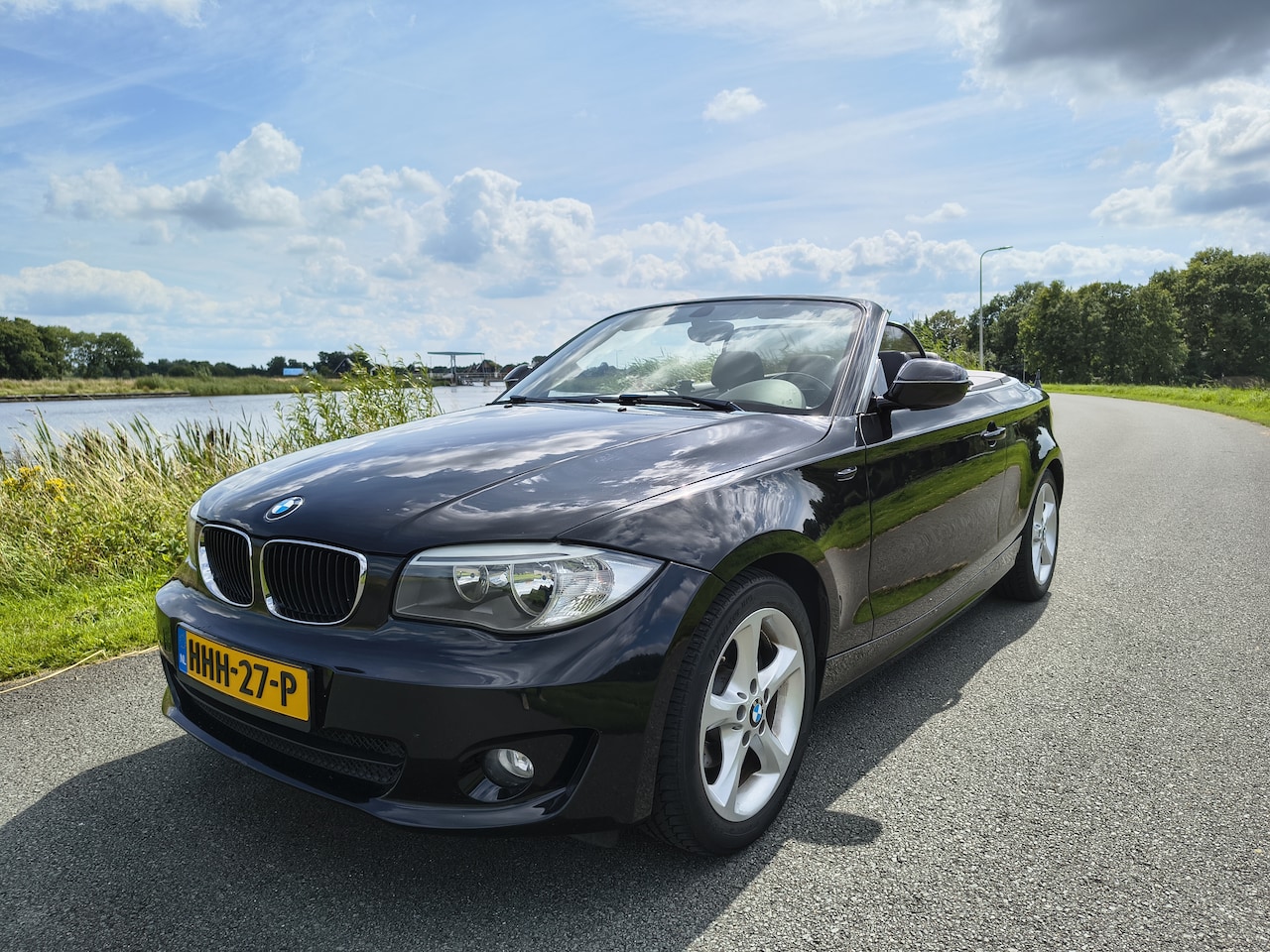 BMW 1-serie Cabrio - 125i High Executive | 6 cilinder | Stoel & stuurwielverwarming - AutoWereld.nl