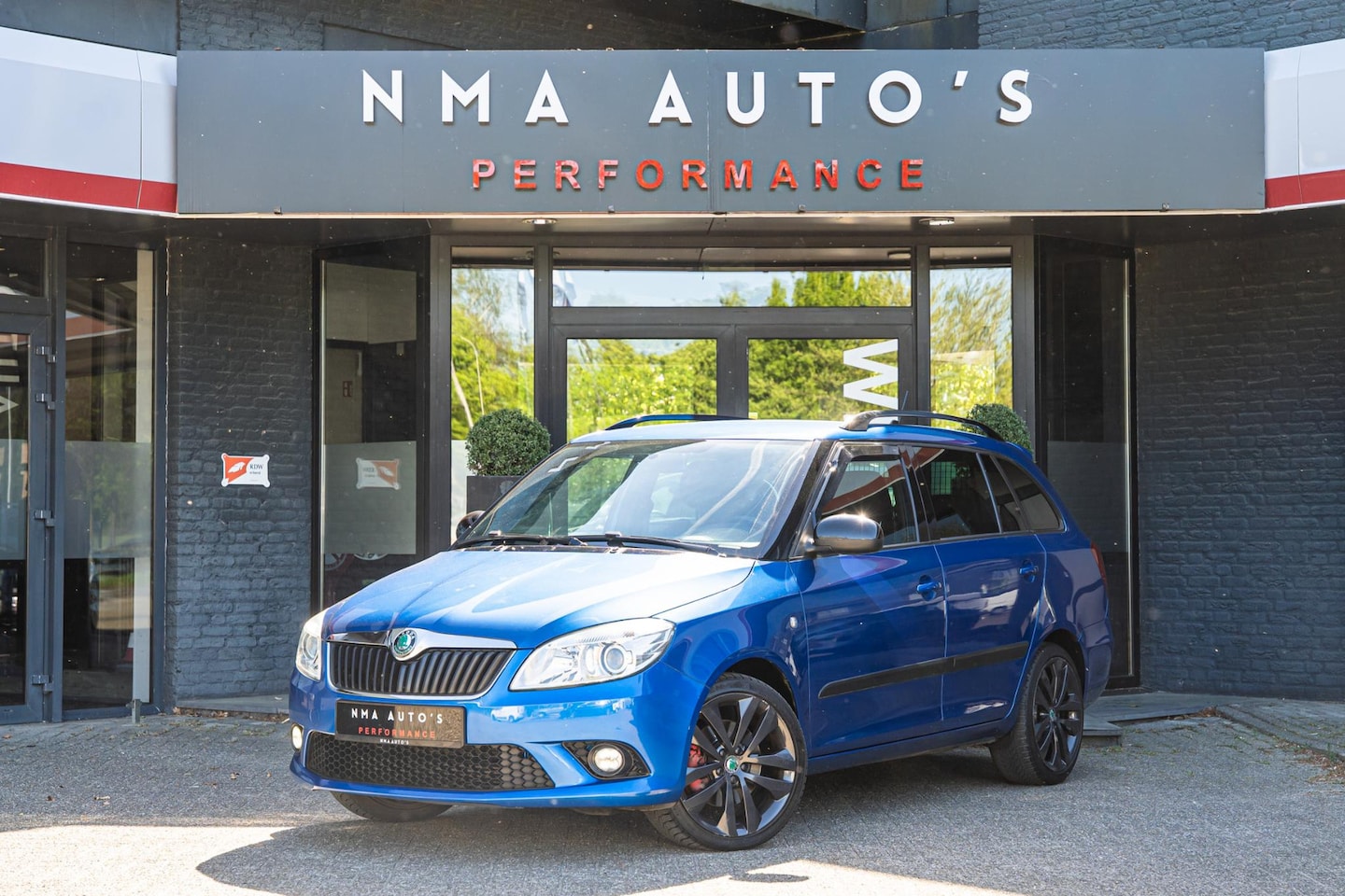 Skoda Fabia Combi - 1.4 TSI RS 180PK / CRUISE / NAVI / BLUETOOTH / STOELVERWARMING - AutoWereld.nl