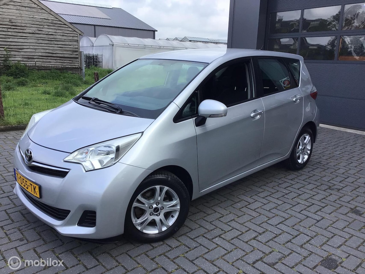 Toyota Verso S - 1.3 VVT-i Comfort. Technisch perfect! - AutoWereld.nl