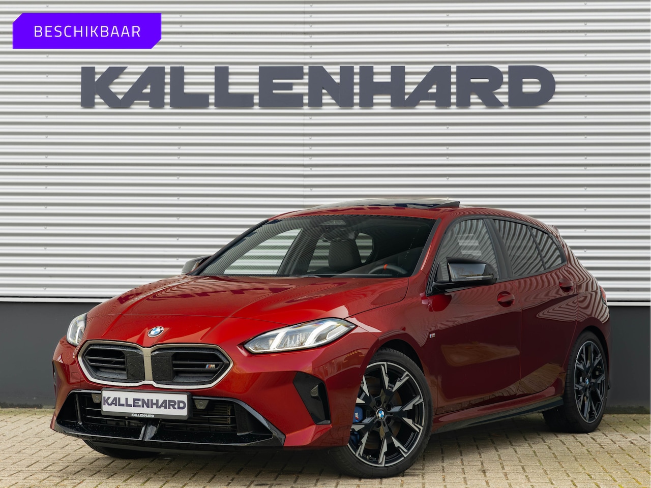 BMW 1-serie - M135 xDrive - Pano - Memoryzetel - Harman Kardon - AutoWereld.nl