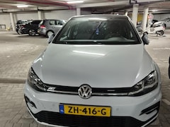 Volkswagen Golf - 1.5 TSI Highline Business R