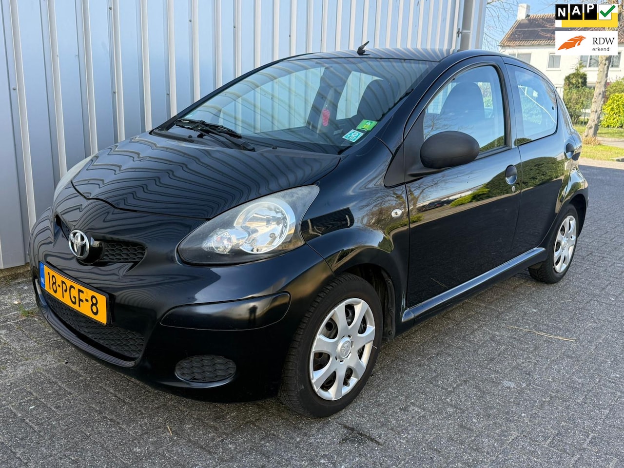 Toyota Aygo - 1.0-12V Access/ airco / 2011 nap - AutoWereld.nl