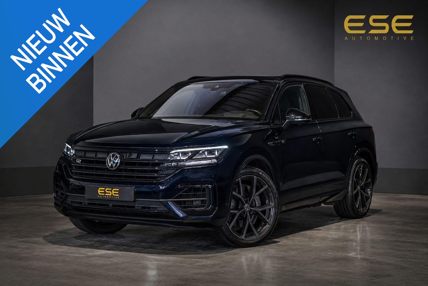 Volkswagen Touareg - 3.0 TSi 4MOTION R | Panorama| Dynaudio | 360 Camera | Nachtzicht | Trekhaak | HUD - AutoWereld.nl