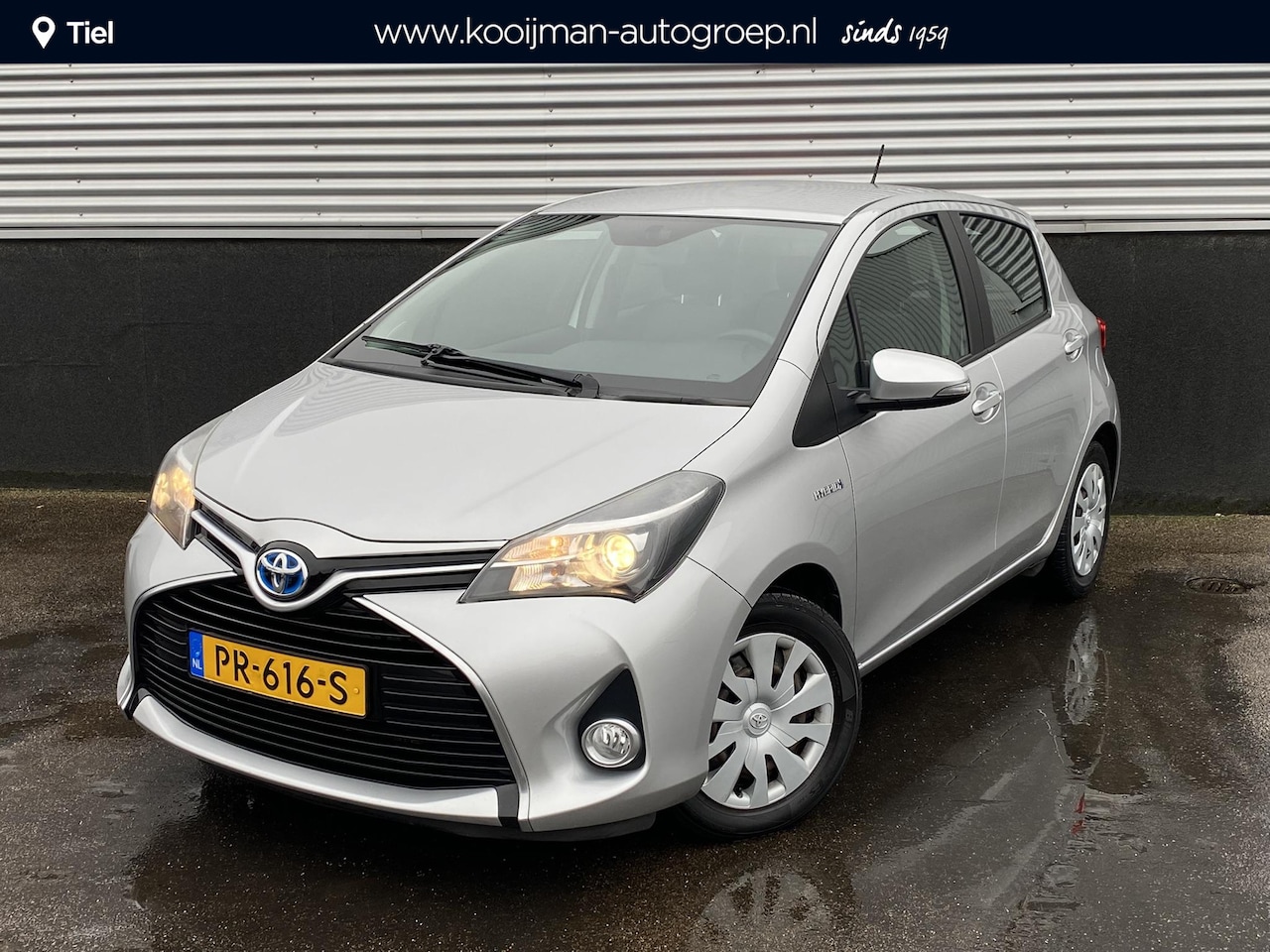 Toyota Yaris - 1.5 Hybrid Trend Automaat, achteruitrij camera, cruise control, elektr. climate control, n - AutoWereld.nl