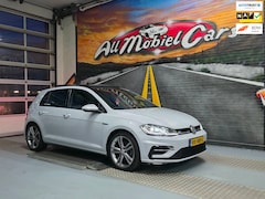 Volkswagen Golf - 1.5 TSI R-Line | Pano | DSG | Cam