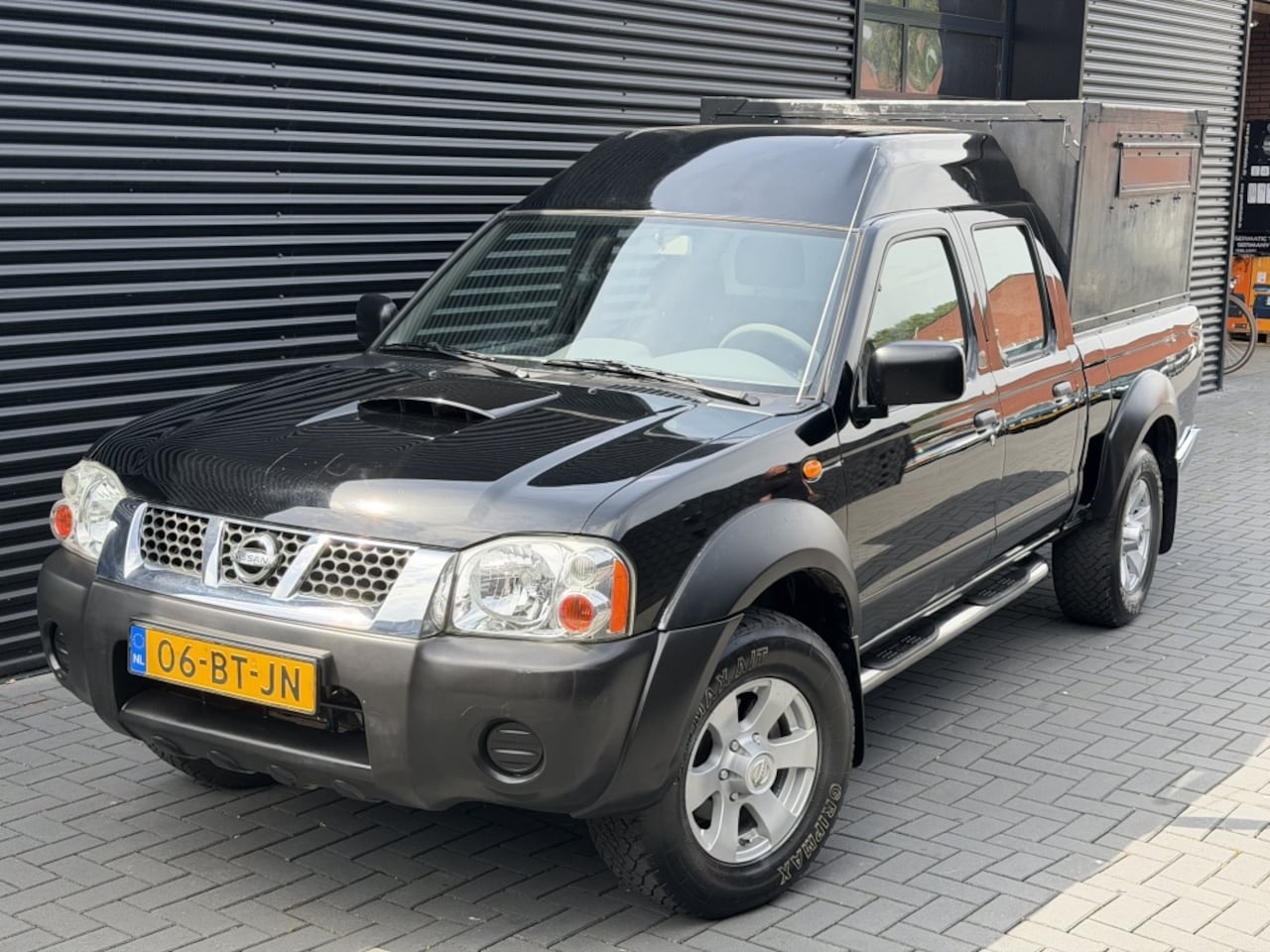 Nissan Pick-up - 2.5DTi Double Cab 2005| LANG| AIRCO| REVISIE MOTOR - AutoWereld.nl