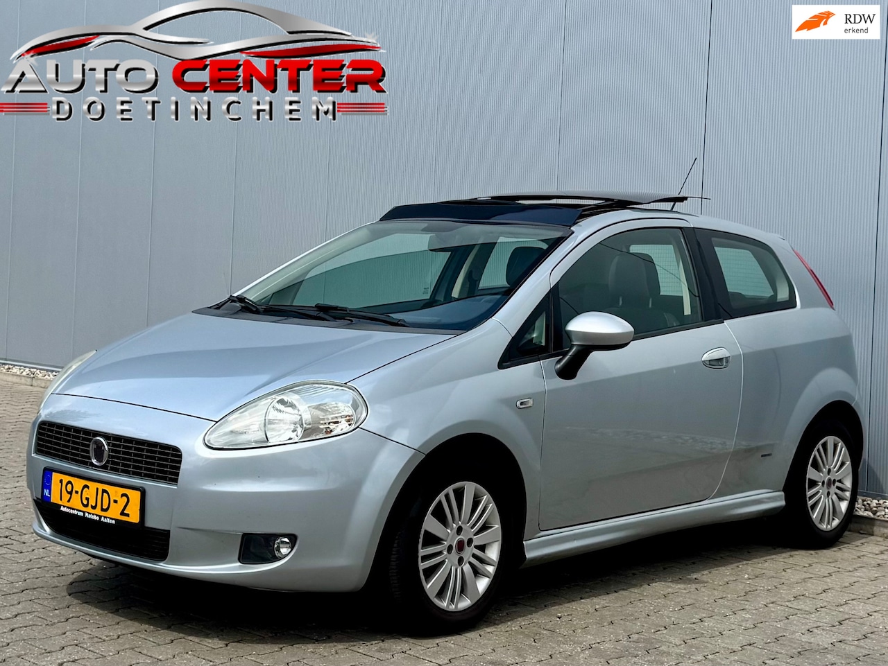 Fiat Grande Punto - 1.4 Dynamic Panoramadak Airco Apk - AutoWereld.nl