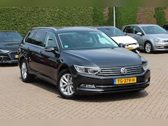 Volkswagen Passat Variant - 1.4 TSI ACT Comfortline / Trekhaak / Navigatie / Parkeerhulp V+A / 17'' / Stoelverwarming