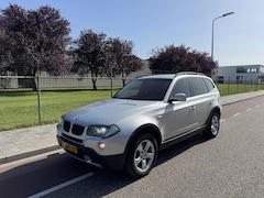 BMW X3 - 2.0d 4WD/AUT/CLIMA/TREKHAAK/GOED ONDERHOUDEN