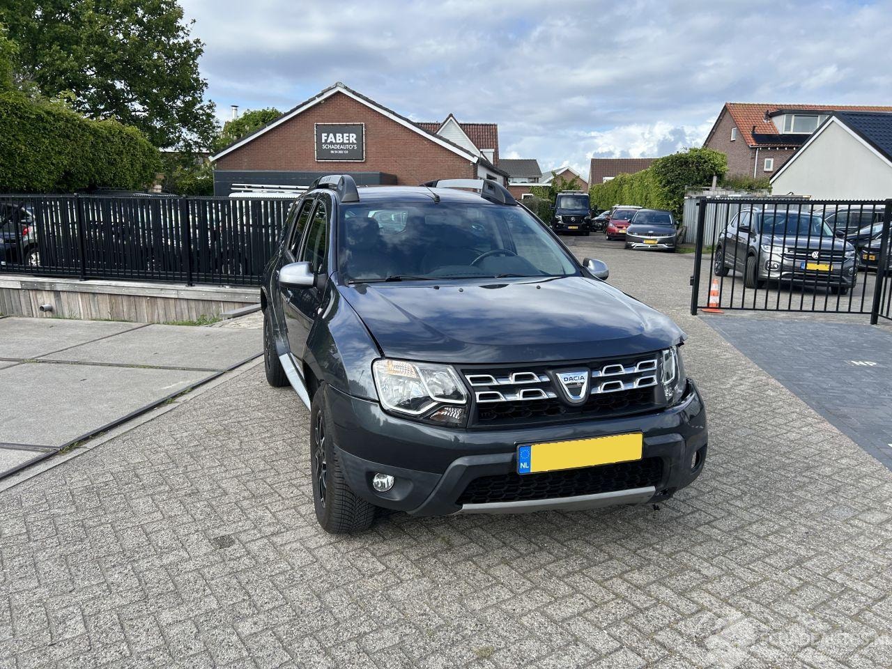 Dacia Duster - 1.2 TCe 4x2 Prestige 90.880 KM !! - AutoWereld.nl