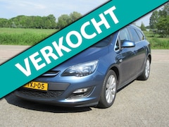 Opel Astra Sports Tourer - 1.4 Turbo Berlin + Parkeersensoren