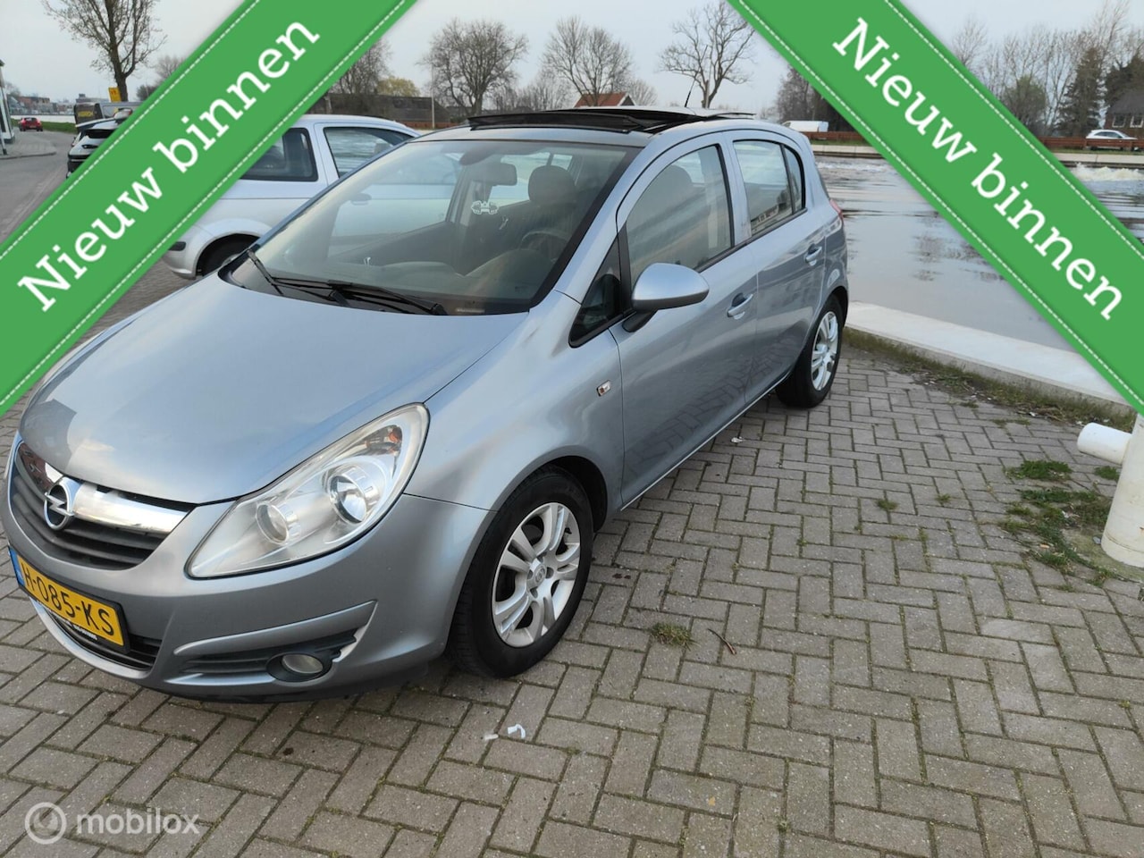 Opel Corsa - 1.2-16V 1.2-16V,BENZINE, PANORAMA DAKAIRCO, 5 DEURS, **** - AutoWereld.nl