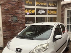 Peugeot 107 - 1.0-12V XS