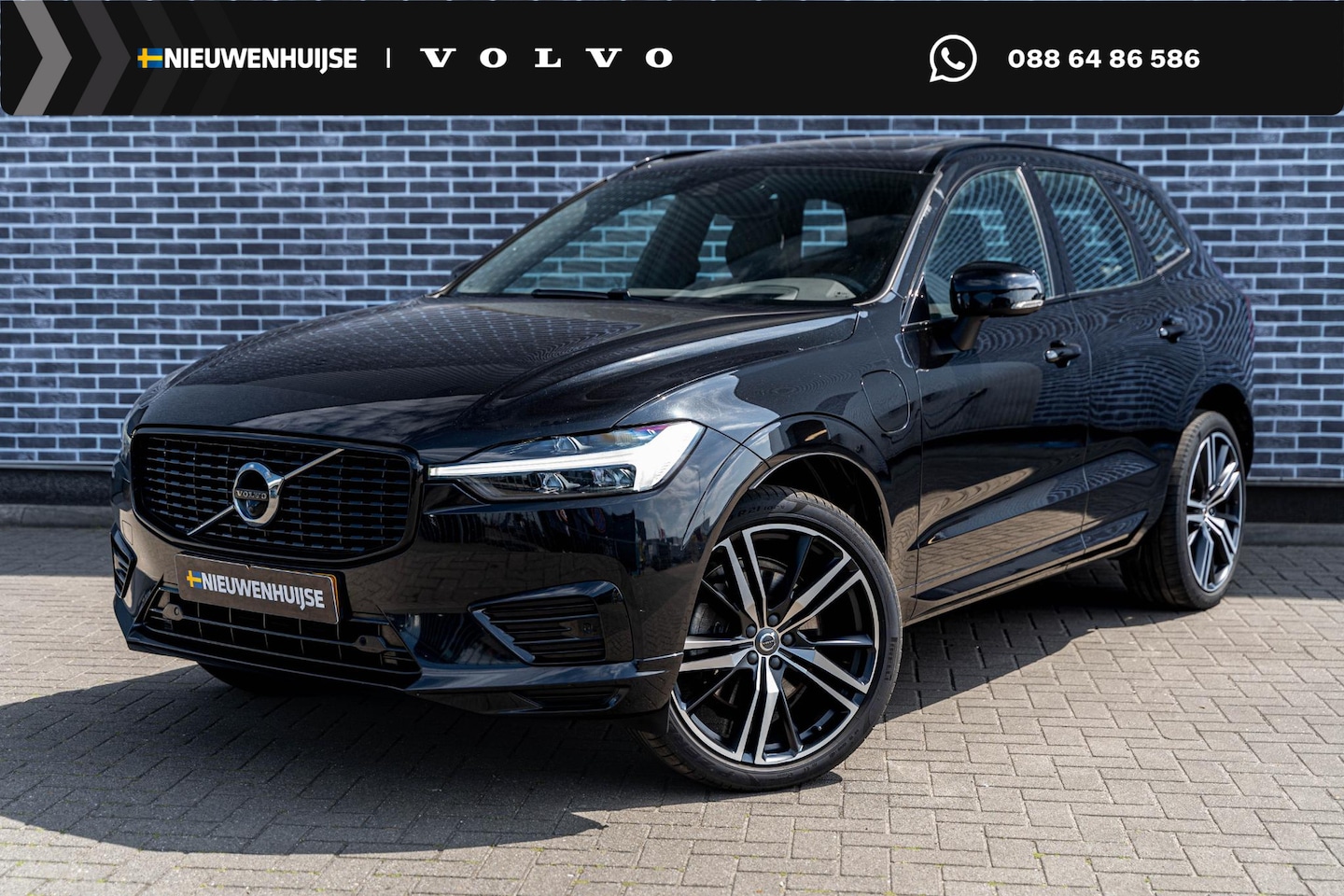 Volvo XC60 - Recharge T6 AWD R-Design | Navigatie | Schuif-/Kanteldak | Head-Up Display | 360 Camera | - AutoWereld.nl