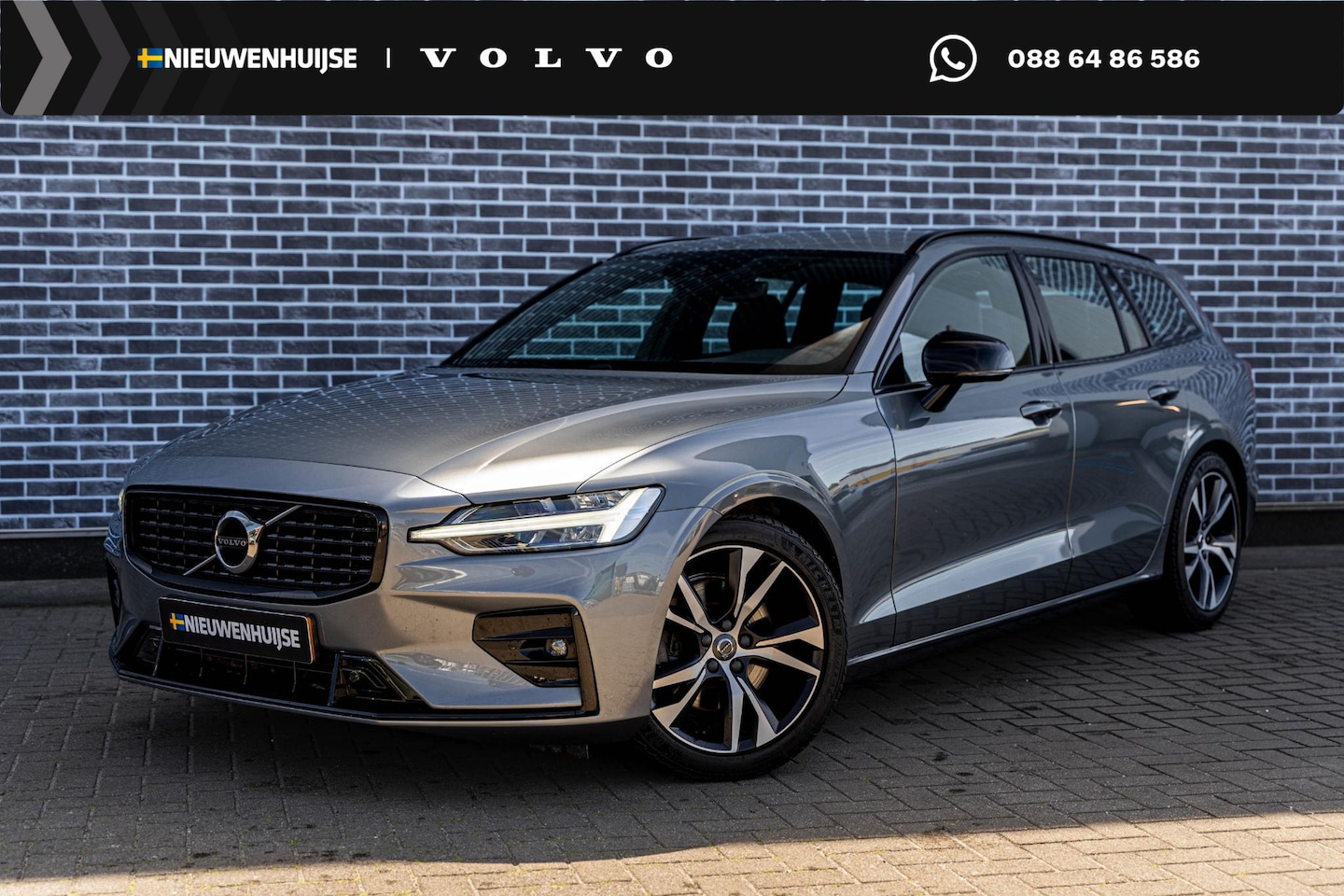 Volvo V60 - 2.0 B4 R-Design | Keyless Entry | Elektrische Achterklep | Navigatie | Apple Carplay | And - AutoWereld.nl
