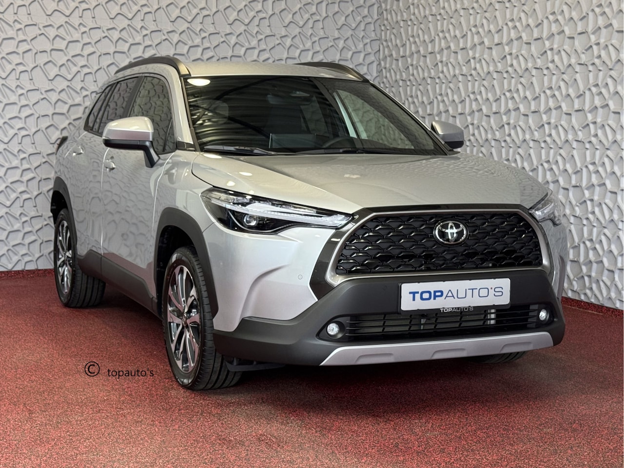 Toyota Corolla Cross - HYBRID 140 STYLE ELEK.KLEP LED KEYLESS CARPLAY NAVI CAMERA STOEL/STUUR VERW.ADAP CRUISE PD - AutoWereld.nl