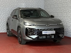 Volkswagen T-Roc - 1.5 eTsi R-LINE 150PK EDITION TREKHAAK BLACK STYLE 19''LMV IQ LED/GRIL/LOGO STOEL/STUUR.VE