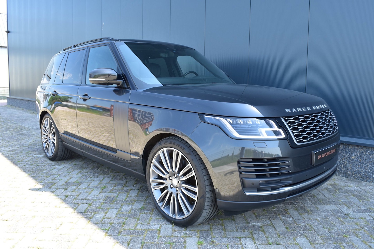 Land Rover Range Rover - P400e Vogue / Pano / Meridian / Softclose / 22'' LM - AutoWereld.nl