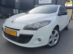 Renault Mégane - 1.4 TCe Parisienne | 131 pk | Panorama | Navi | Cruise