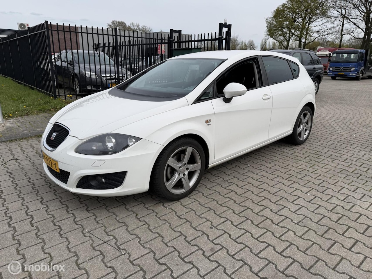 SEAT Leon - 1.4 TSI Businessline High 1.4 TSI Businessline High - AutoWereld.nl