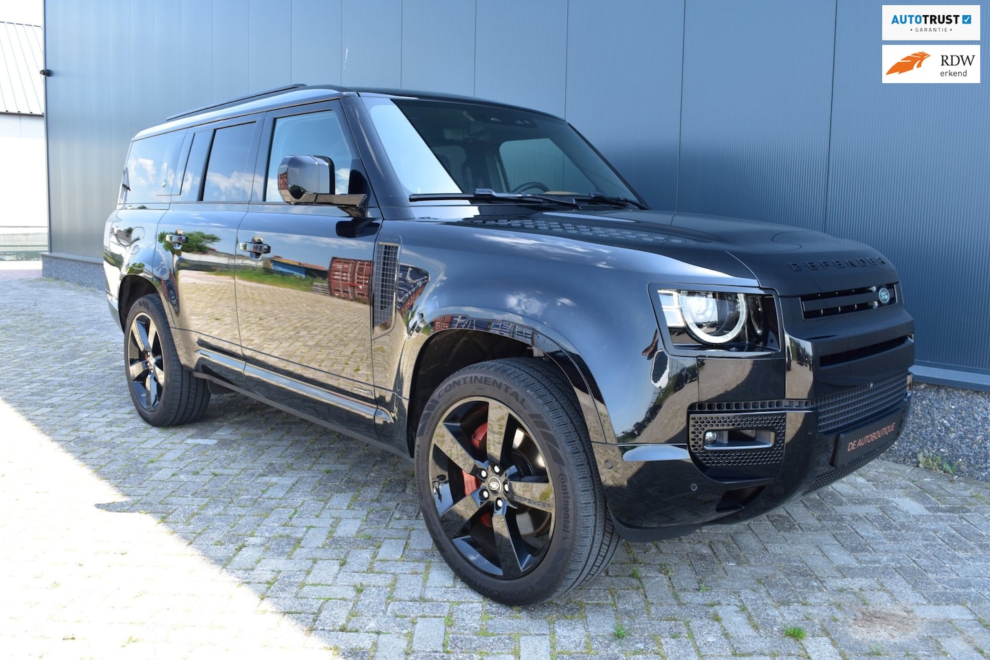 Land Rover Defender 130 - 3.0 P400 130 X-Dynamic HSE 8P / Pano / Meridian / Stoelventilatie - AutoWereld.nl