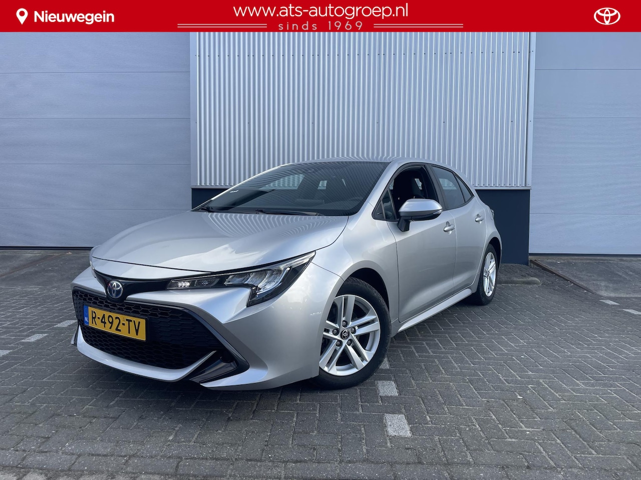 Toyota Corolla - 1.8 Hybrid Active HB | Org Nl | All season Banden | Full map Navigatie en Apple/Android na - AutoWereld.nl