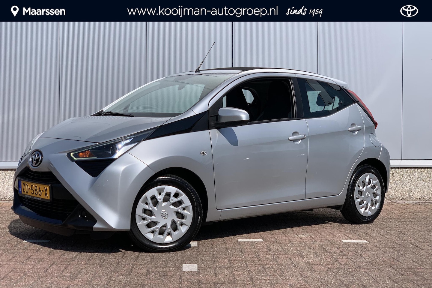 Toyota Aygo - 1.0 VVT-i x-play x-shift | Cabrio | Automaat | Camera | Airco | Navigatie - AutoWereld.nl